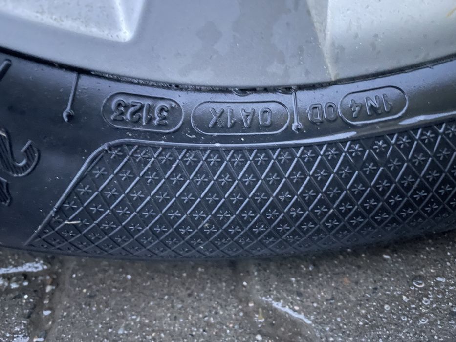 Anvelope 215/65/R16 all season/iarna