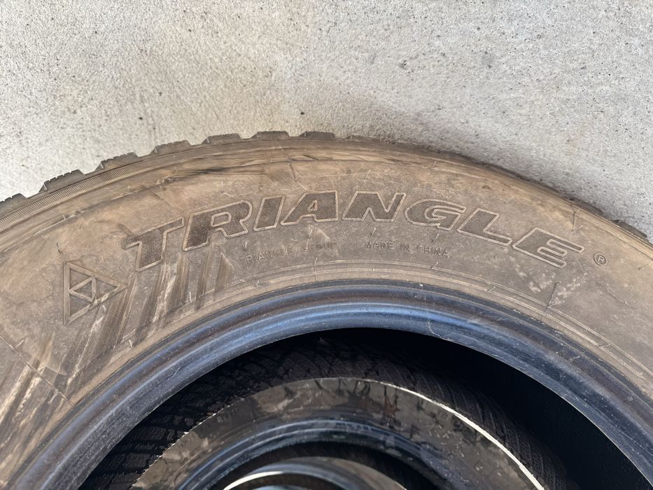 Продам грузовые шины 5 штук Triangle,11