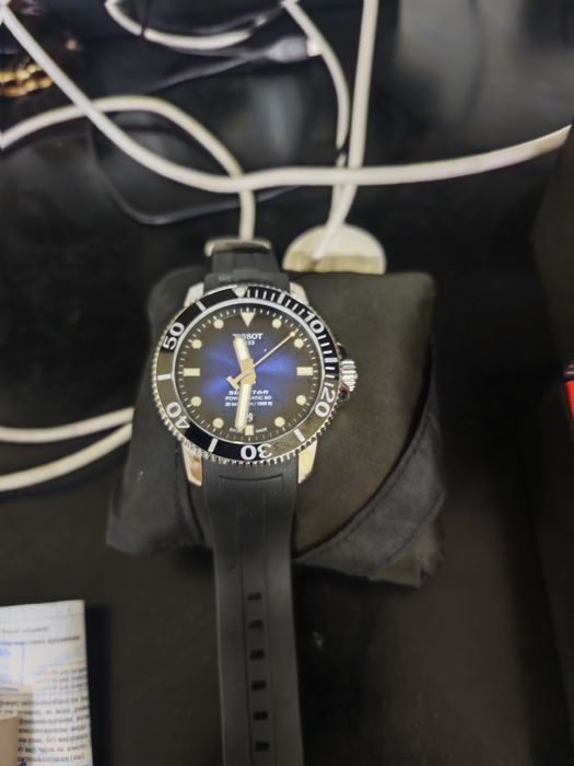 Продам часы tissot