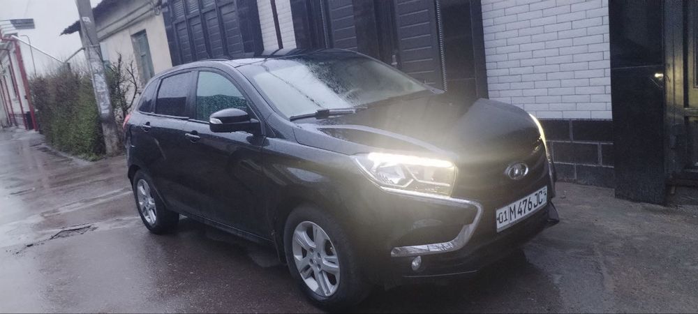 Продается Lada X-Ray черный