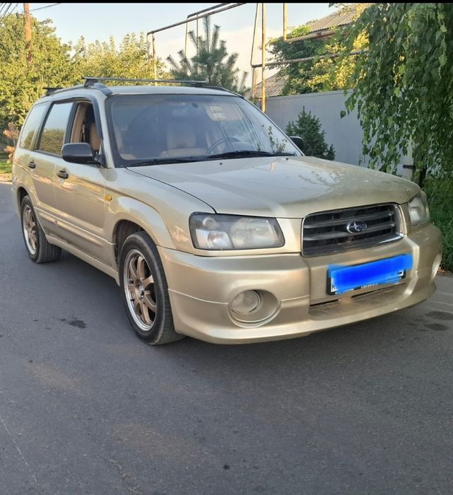 Продам срочно автомобиль марки Subaru forester