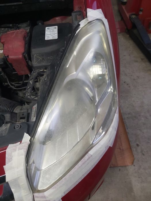 Полиране на фарове