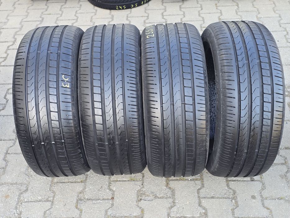 255 45 19 Pirelli 2 бр.