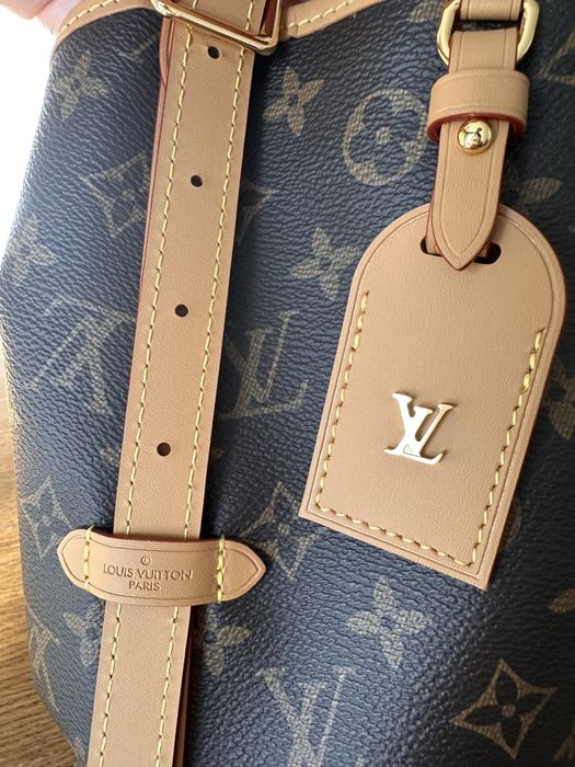 Продам сумку Carryall