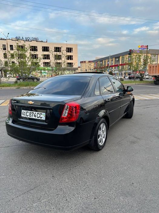 Lasetti Genta avtomat 2022 yil kraska toza