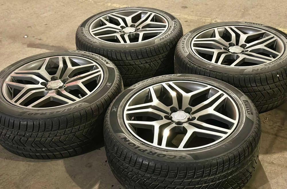 Range Rover 20 цола джанти с гуми Pirelli  275/45 R20