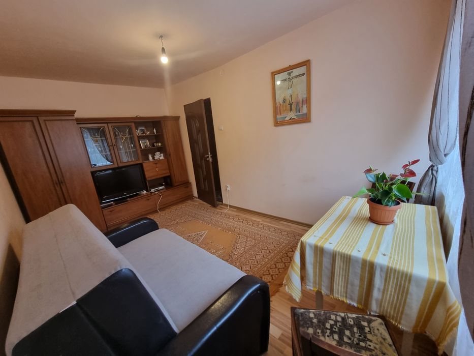 Vând apartament 2 camere