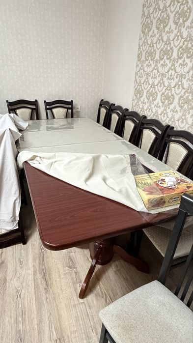 Продам стол раздвижной