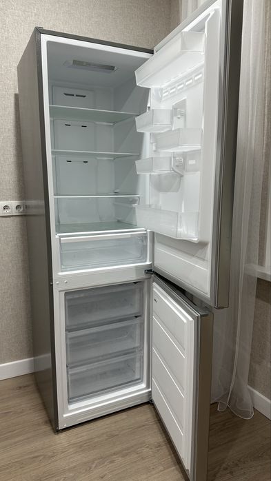 Холодильник новый срочно