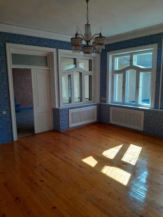 Янгиобод мах 4 соток 4 хона подвал бассейн ховли сотилади