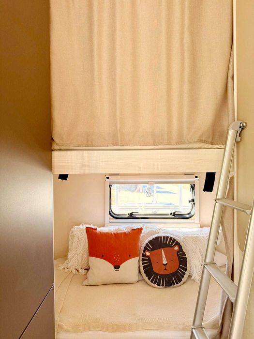 Inchiriere autorulotă 5 persoane (Timisoara)