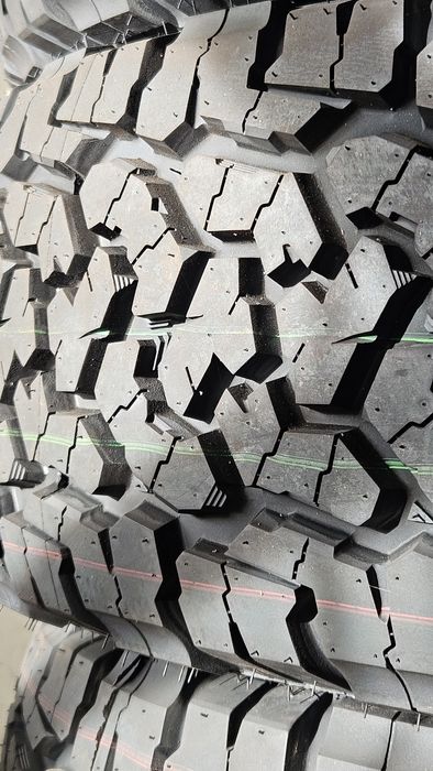 205/70R15 Roadcruza A/T