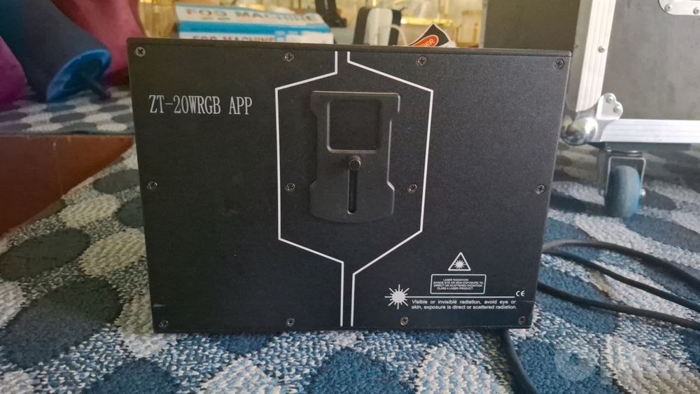 Lazer 20W sotiladi