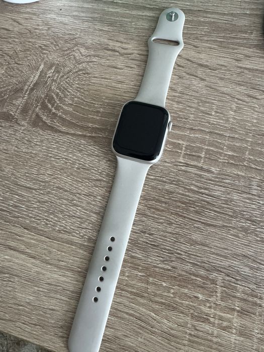Apple Watch 8, 45mm