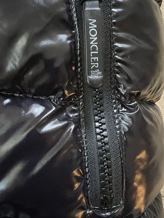 Moncler елек за дете 9-10г.