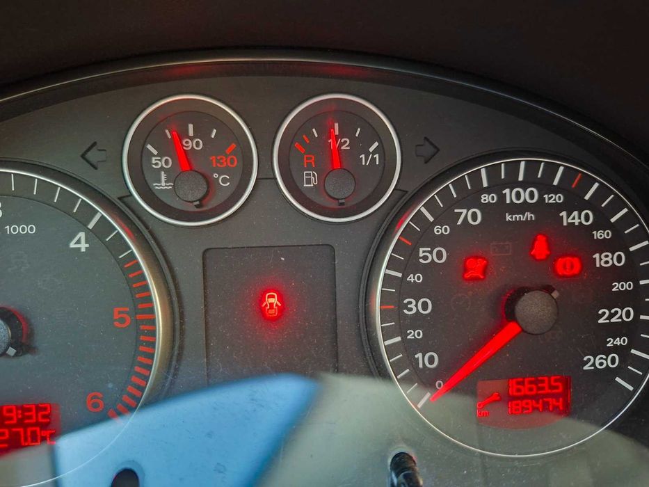 Audi A3 Sportback (8P) — Перфектно състояние, реални 189,400 км! Чип