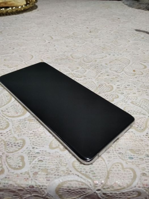 Samsung s 20 plus 12 256 gb