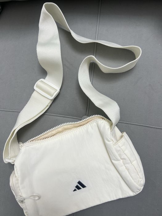 Новая Adidas crossbody