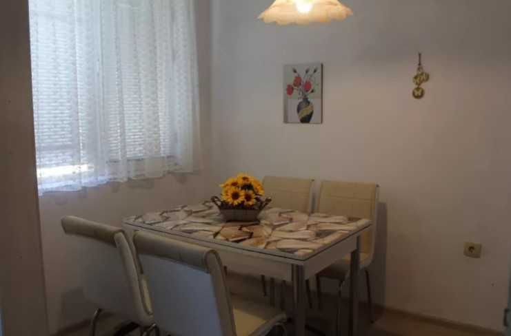 Дава се под наем Тристаен апартамент в Пловдив, Кършияка - 88 кв.м за 260.1 € - Снимка #5