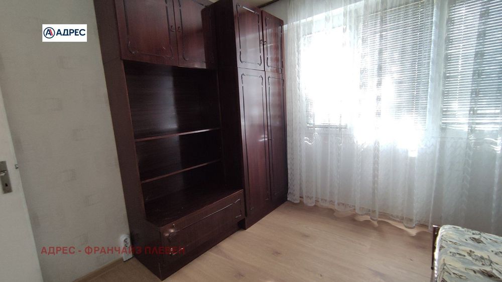 Дава се под наем Двустаен апартамент в Плевен, Дружба 2 - 56 кв.м за 256 € - Снимка #3