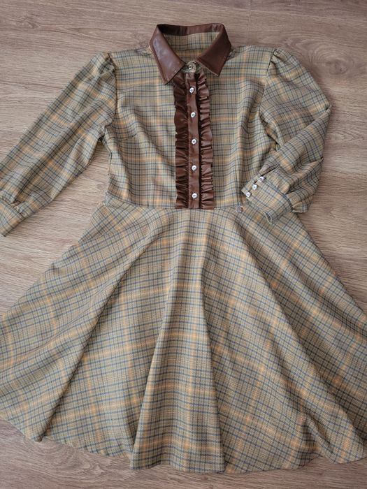 Нова елегантна рокля Lucy