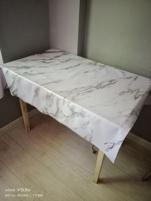 Кухонный стол 6000 тг