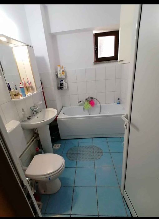 Inchiriez apartament cu 1 camera