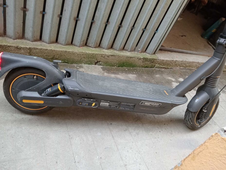 Trotinetă electrică Segway ninebot 2024 nouă