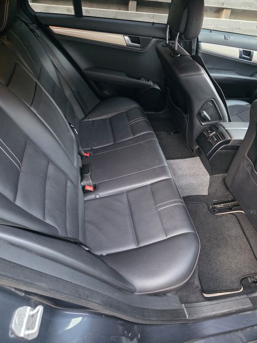 Mercedes c200  an 2013