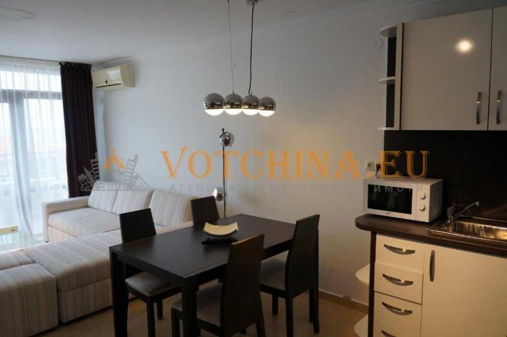 Продава се Тристаен апартамент в Варна, Център - 73 кв.м за 3192 €/кв.м - Снимка #3