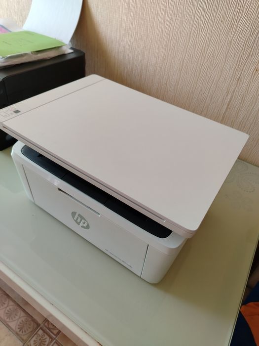 Продам б/у лазерный принтер