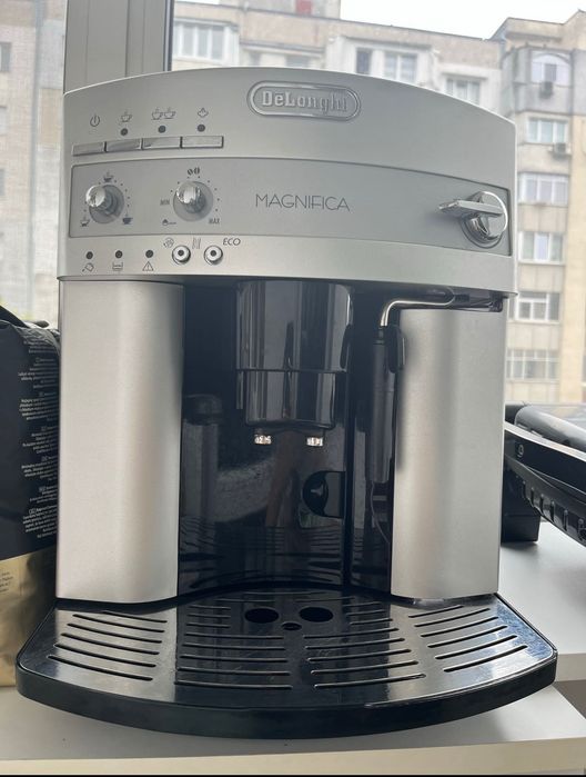 Кафемашина DeLonghi Magnifica