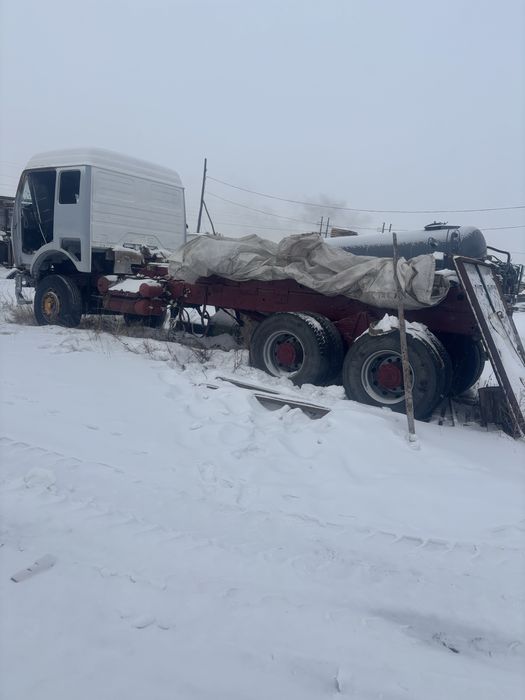 Мерседес самосвал