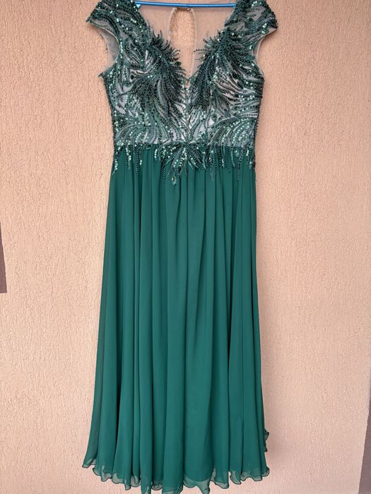 Rochie seara realizata la comanda verde
