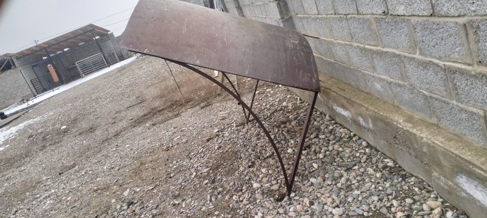 Навес. Козырек на наружны дверь