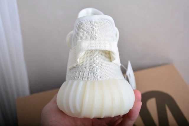 #BLACKFRIDAY Yeezy Boost 350 V2 'Bone'
