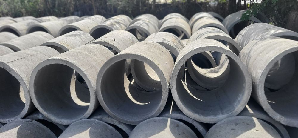 Foraje fântânii cu tuburi beton