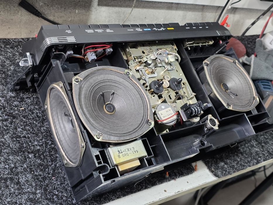 Radio casetofon SOUND 4004, boombox portabil, retro,impecabil, servisat