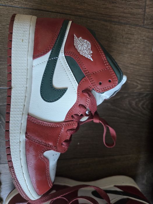 Найк маратонки Air Jordan червени и тъмно зелено