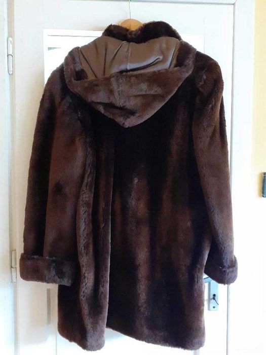 Haină damă mouton dore, stare excelentă, mărimea 46