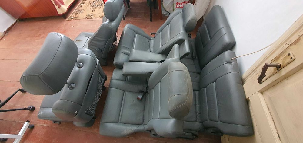 Dezmembrez Toyota HDJ 80