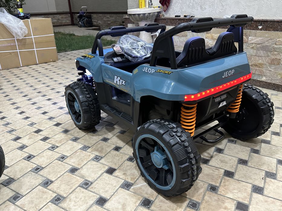 Pultli moshina. Detskiy moshina