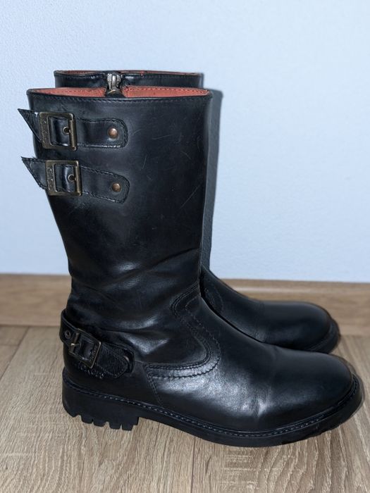 Cizme de damă kickers