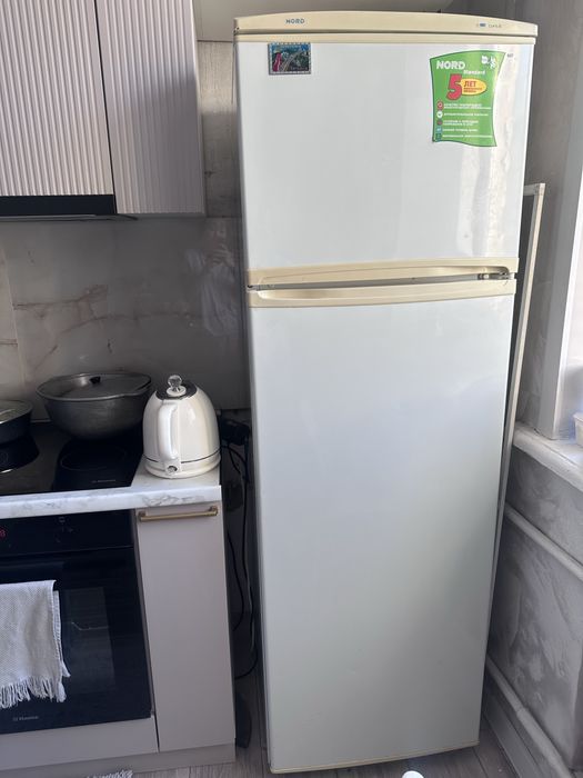 Холодильник б.у.