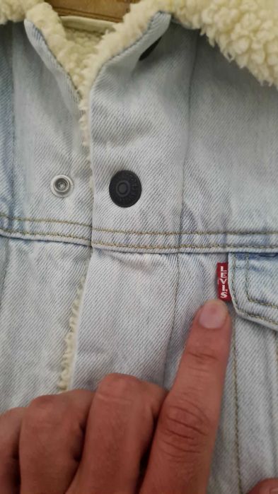 Levis яке ,размер L