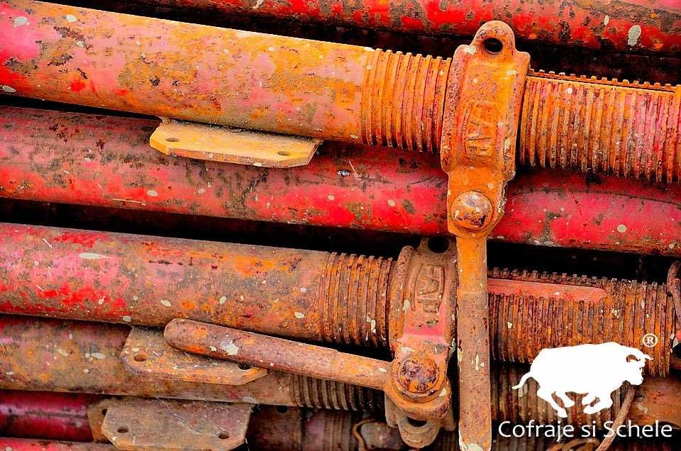 Inchiriez popi metalici constructii