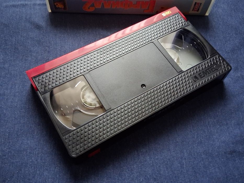 Видеокасета VHS  Гарфилд 2