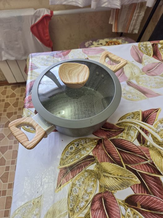 Продам кастрюльку