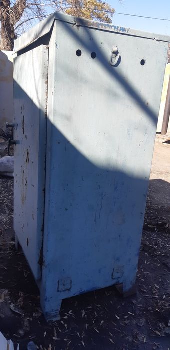 офисная мебель , сейф