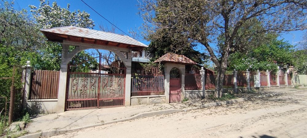 Casa de vanzare in Urlati ,jud.Prahova